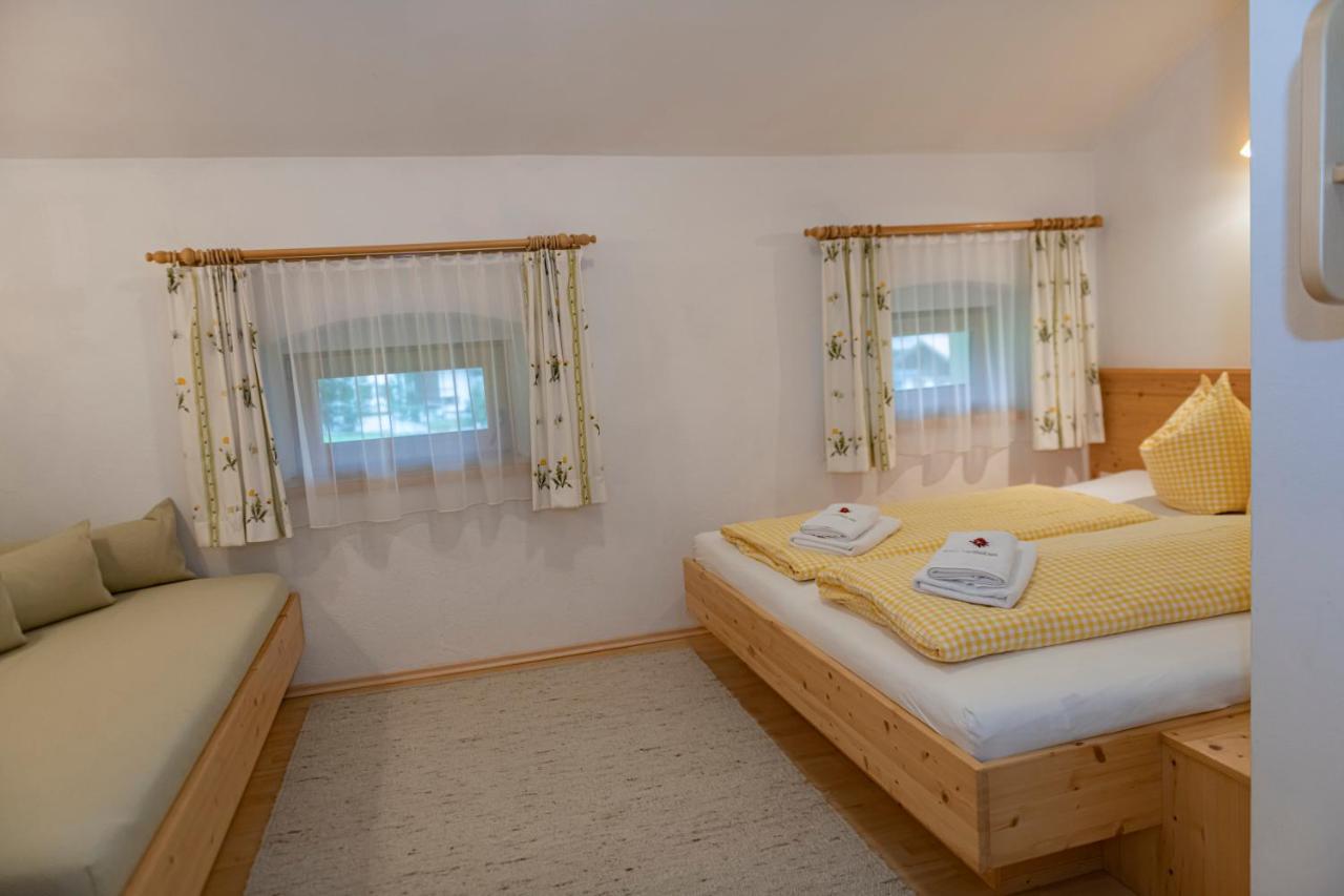 Hartlhof Urlaub Am Baby- Und Kinderbauernhof Niederau Exteriér fotografie