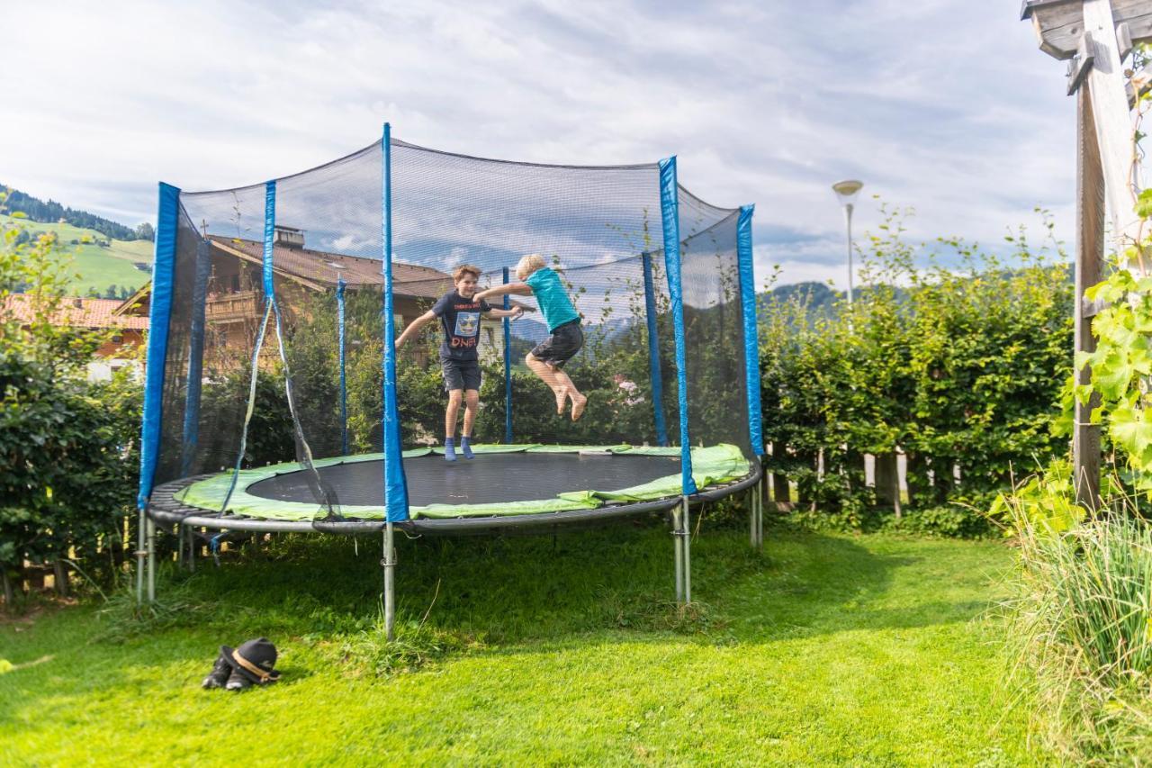 Vila Hartlhof Urlaub Am Baby- Und Kinderbauernhof Niederau Exteriér fotografie