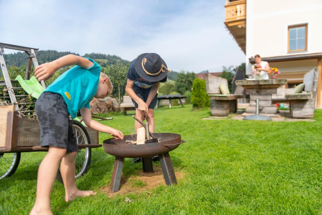 Vila Hartlhof Urlaub Am Baby- Und Kinderbauernhof Niederau Exteriér fotografie